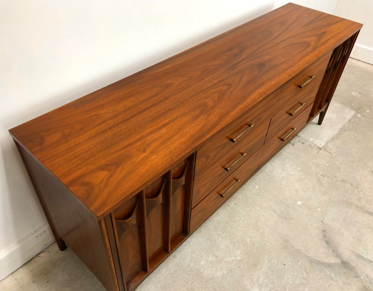 Kent Coffey Perspecta Mid-Century Century Modern Walnut & Rosewood  Dresser image 3