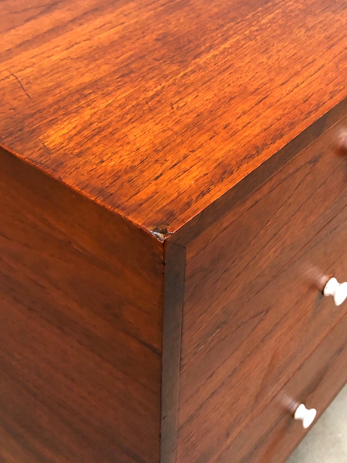 Mid-Century Modern Walnut Dresser/Credenza In Style of Florence Knoll image 9