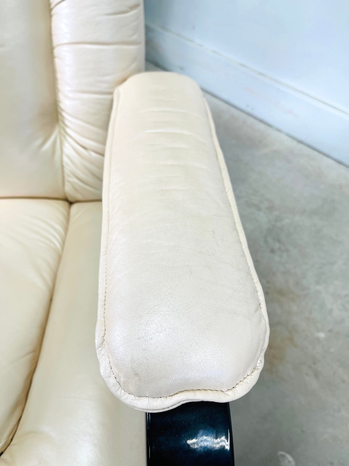 Vintage Leather Recliner & Ottoman  image 7