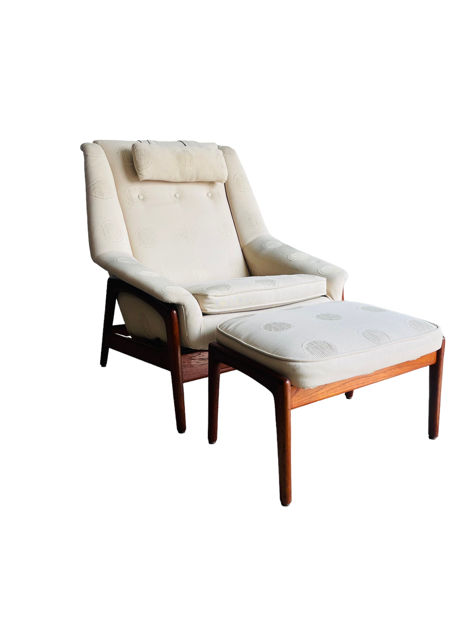 Mid Century Modern Dux Lounge Chair & Ottoman  image 0