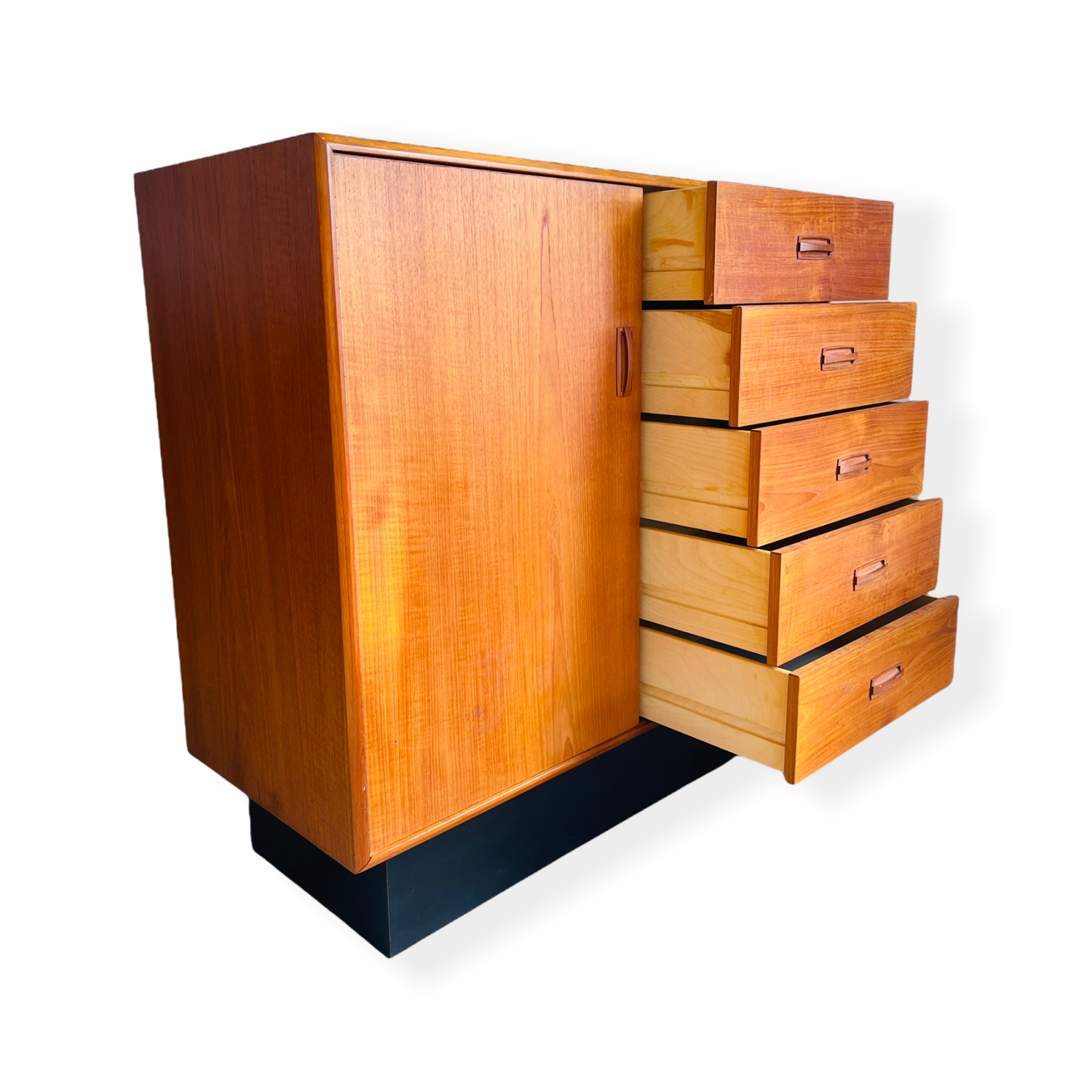 Mid-Century Modern Teak Gentlemen Chest image 5