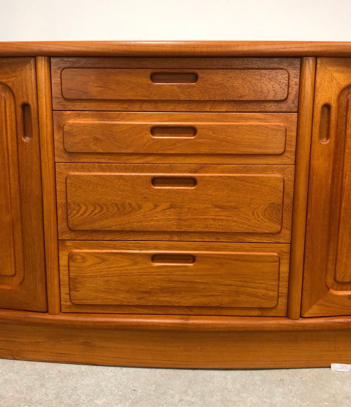Mid-Century Modern Solid Teak Credenza Style of J.L. Moller image 7