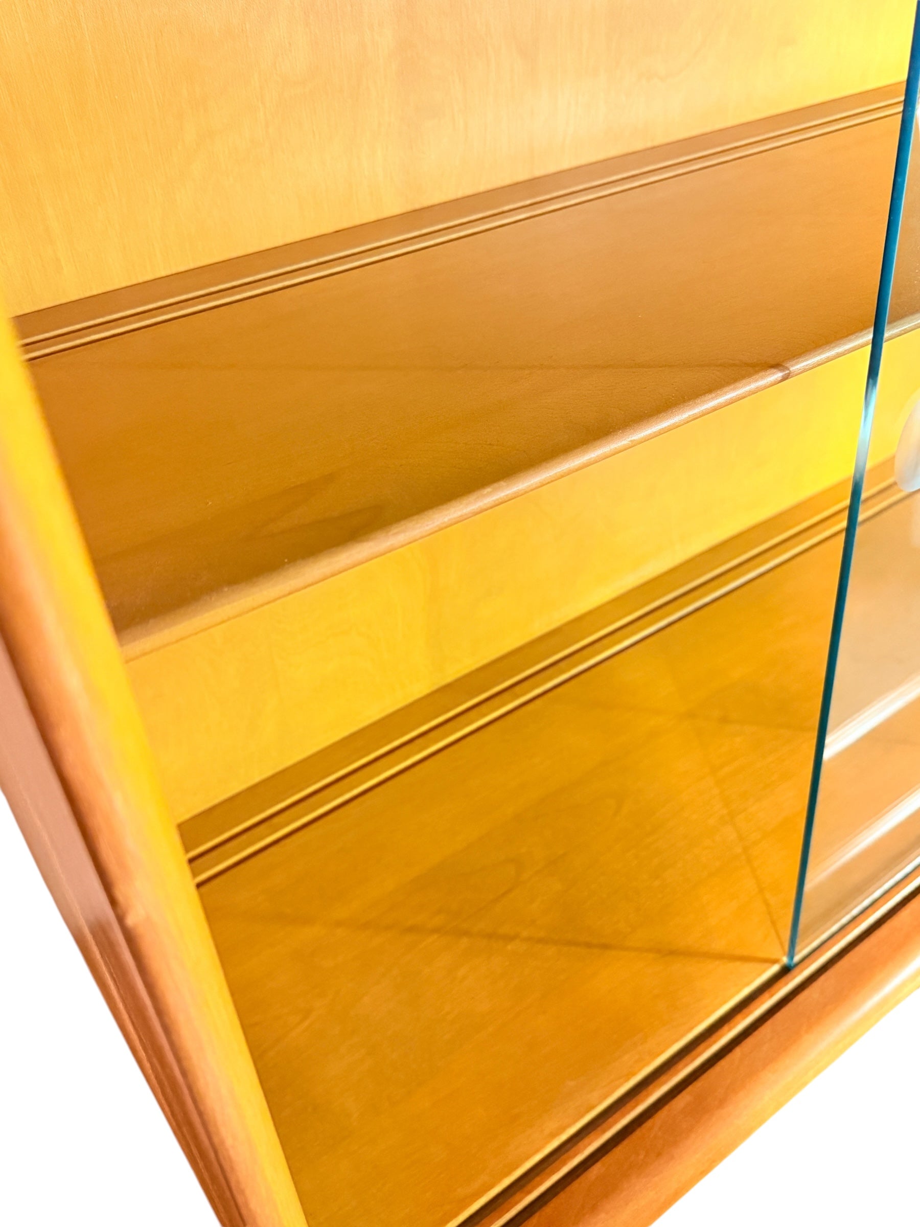 Heywood-Wakefield Maple Hutch Cadenza with Glass Display image 9
