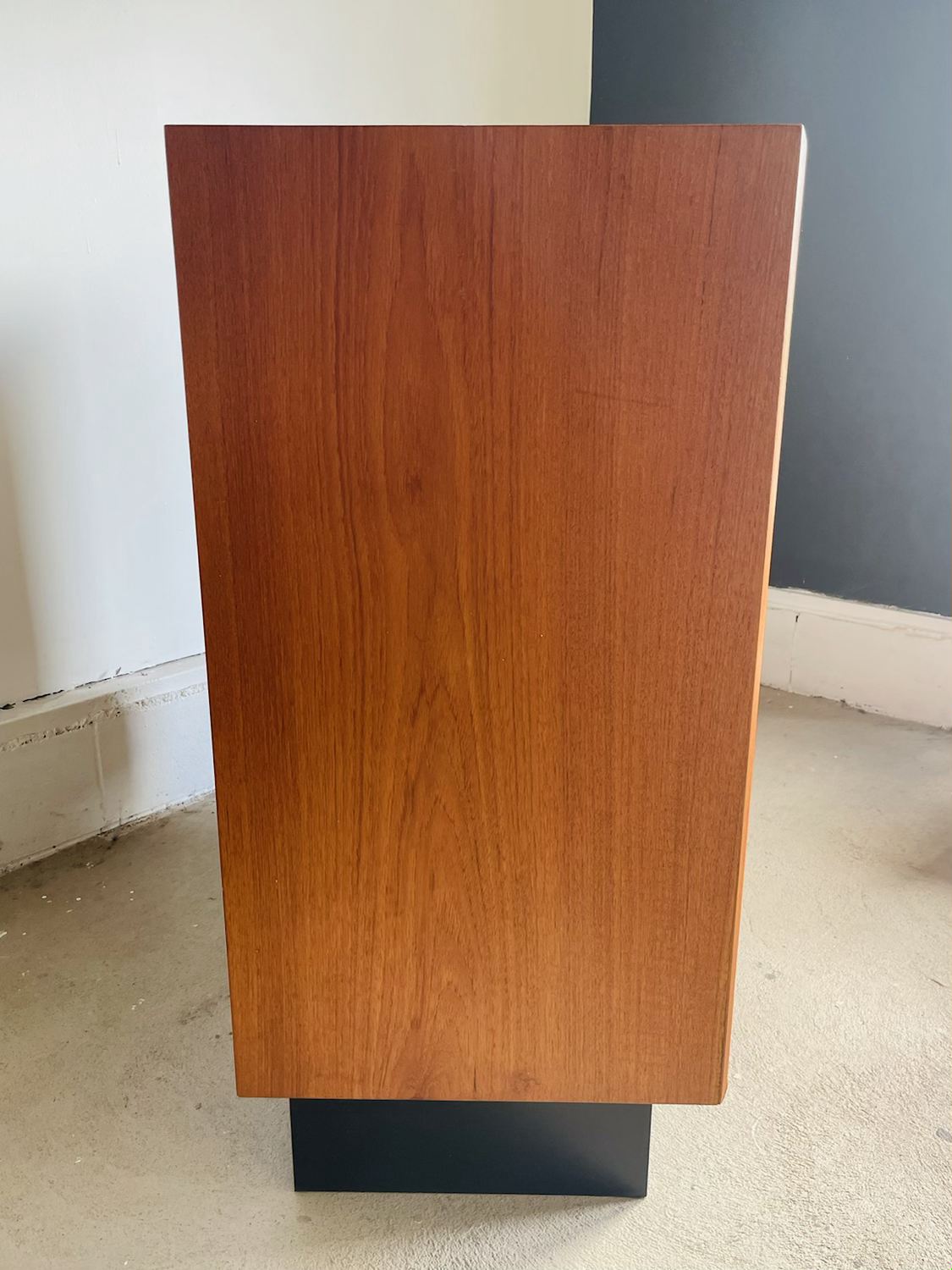 Mid-Century Modern Teak Gentlemen Chest image 6