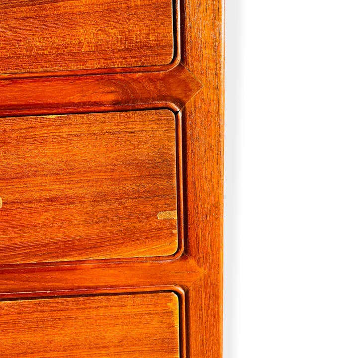 Mid-Century Modern Teak Bachelor’s Chest / Dresser image 8