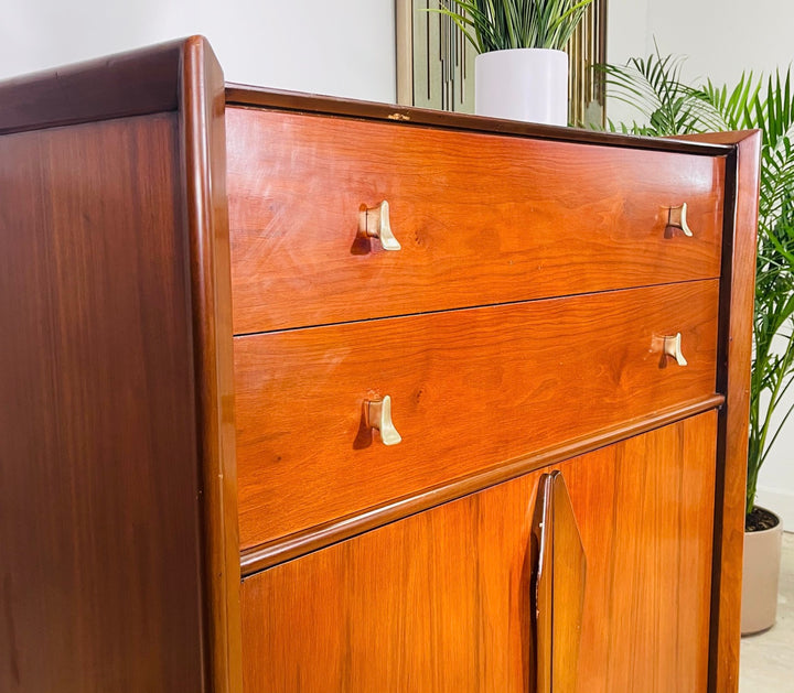 Mid-Century Modern Walnut Tall Highboy Dresser by Genova Furniture Co.  image 4