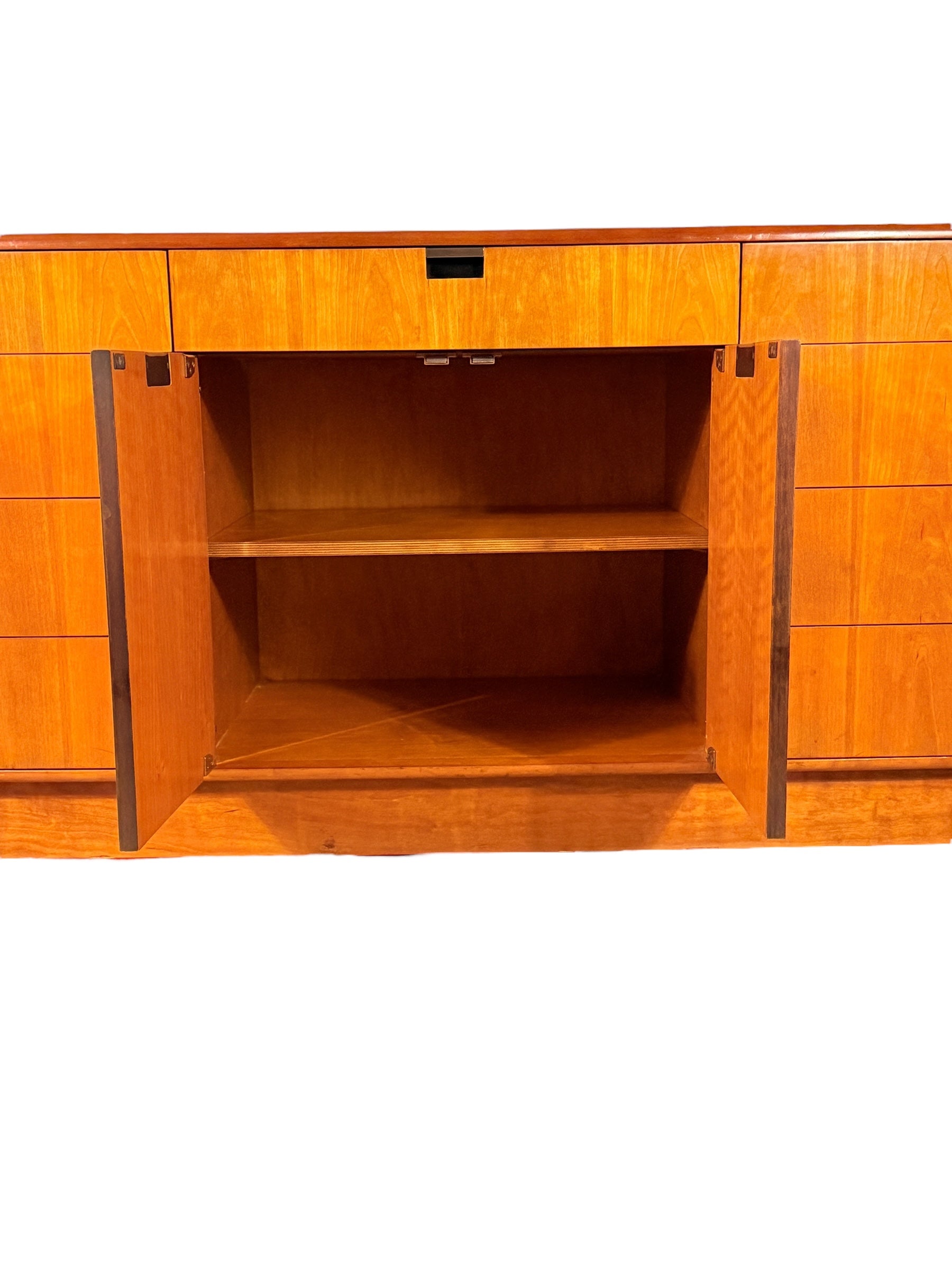 Mid-Century Modern Cherry Sideboard by Dunbar Furniture image 9