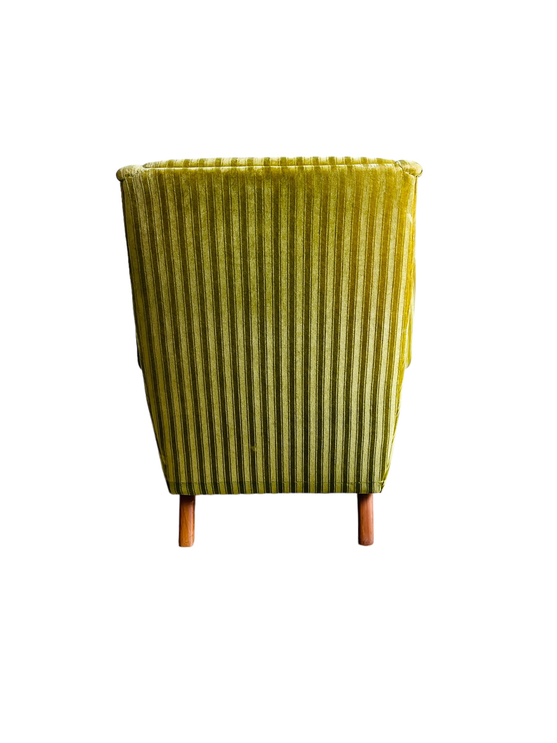 Pair Danish Modern Lounge Chairs  image 11
