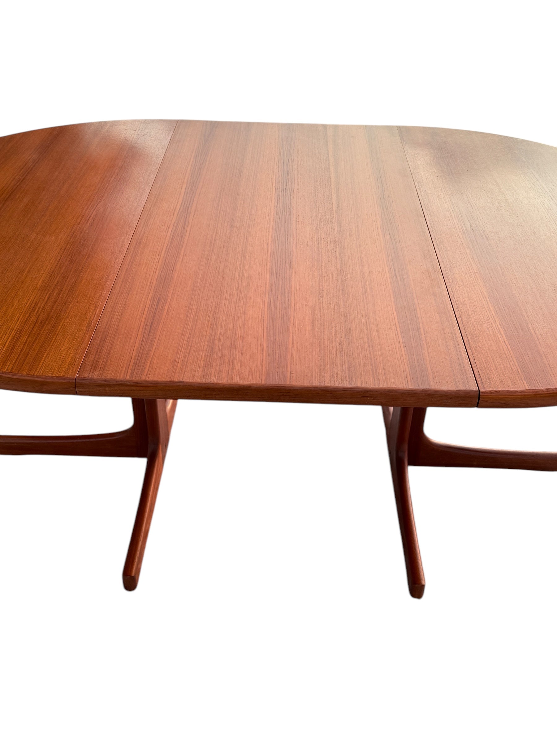 Karl-Erik Ekselius for JOC Møbler Round to Oval Teak Dining Table image 7