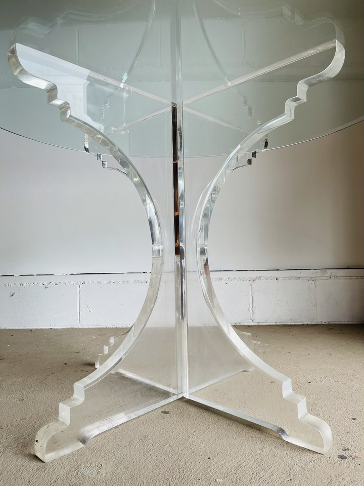 Mid-Century Modern Round Lucite Dining Table image 4