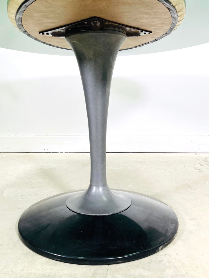 Mid-Century Modern Smoked Lucid Tulip Dining Table By Chromecraft image 11