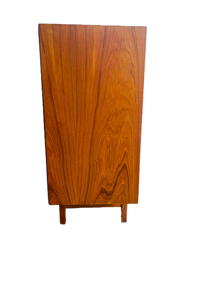 Mid-Century Modern Teak Gentelmans Chest image 9