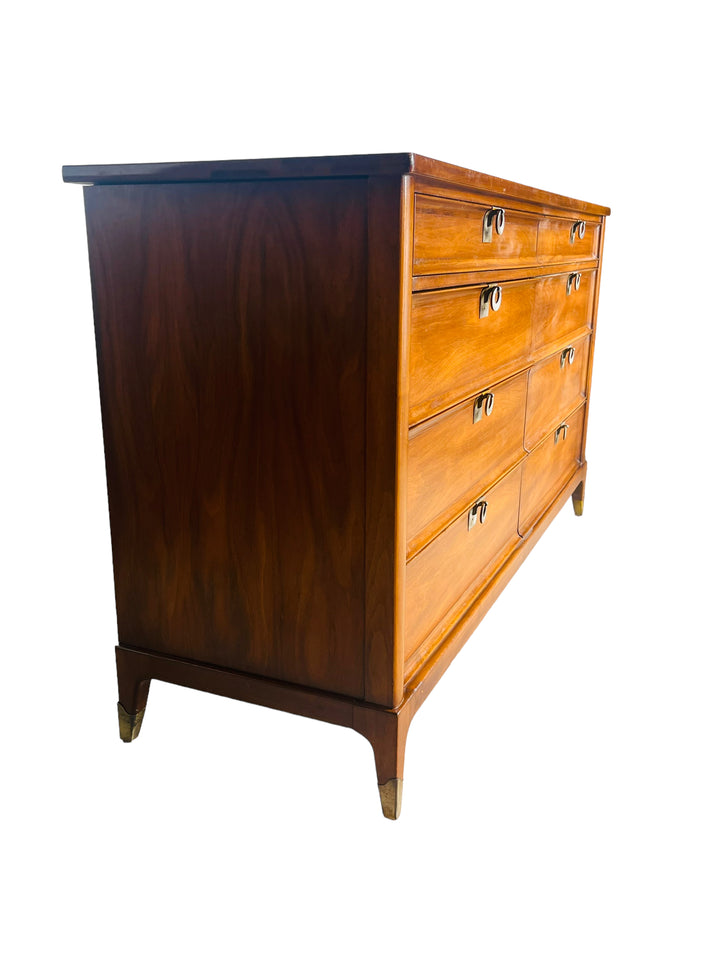 Mid Century Modern Walnut Dresser / Credenza  image 7
