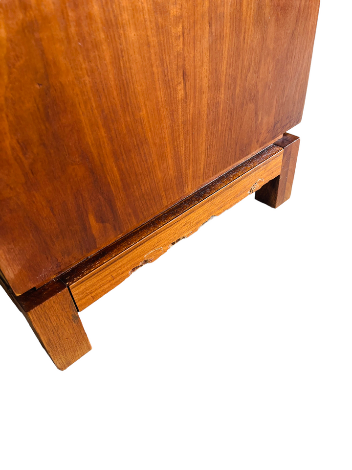 Pair of Mid-Century Modern Walnut Nightstands  image 11