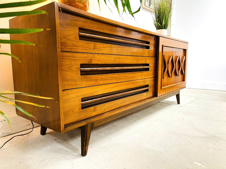 Mid-Century Modern Walnut Dresser / Credenza by Young Furniture image 7