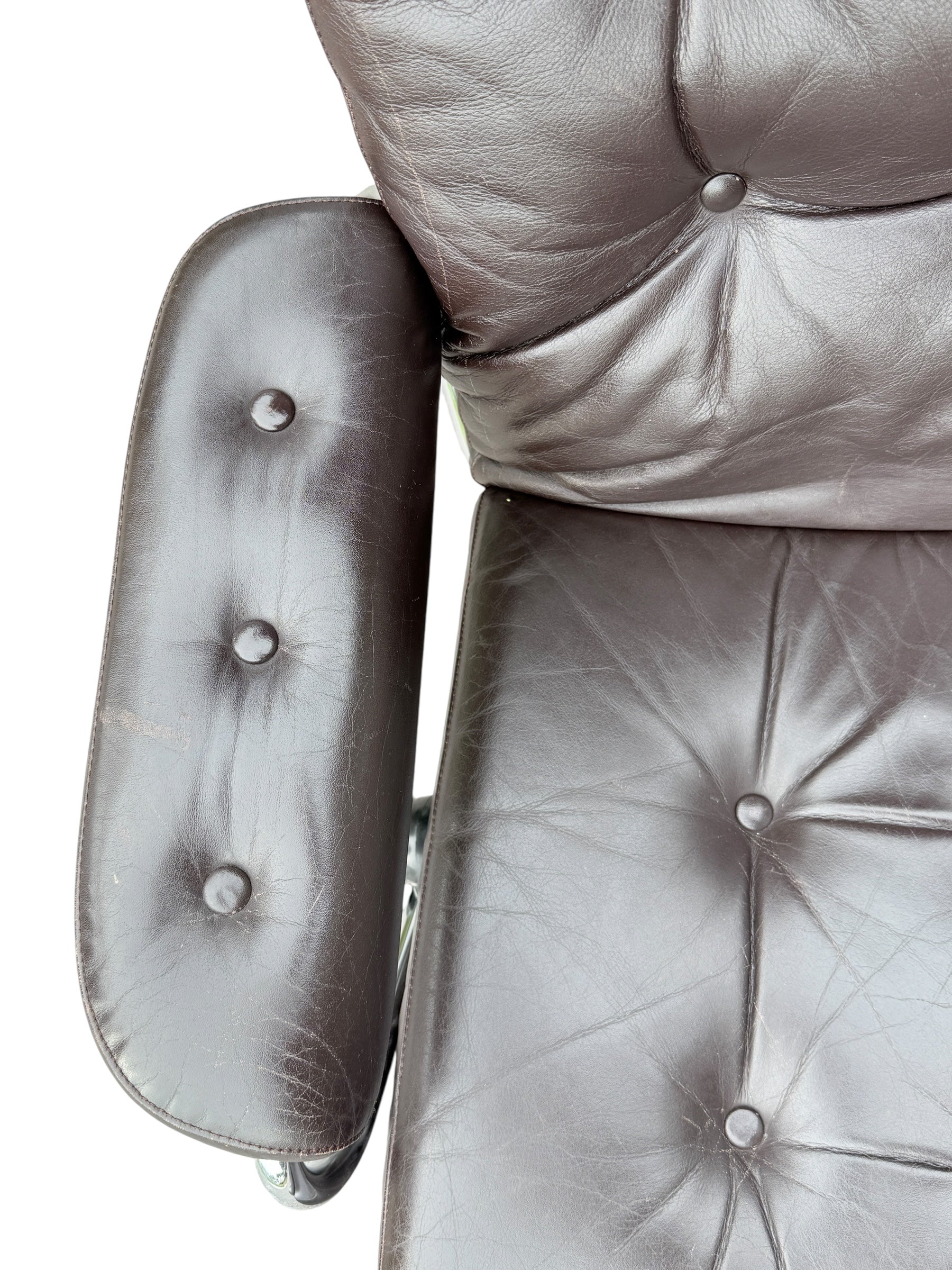 Vintage Ekornes Stressless Recliner & Ottoman – Mid Century Modern Chrome Base image 5