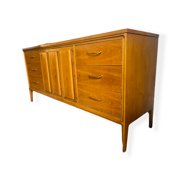 Mid-Century Modern Broyhill Premier 70s Line Dresser / Credenza  image 11
