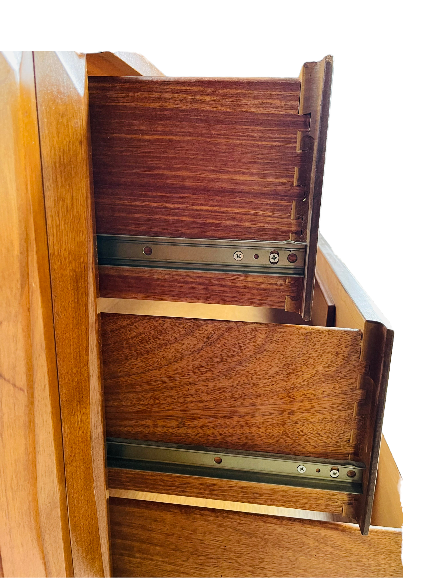Mid-Century Modern Walnut Credenza / Dresser Style of Albert Parvin image 8