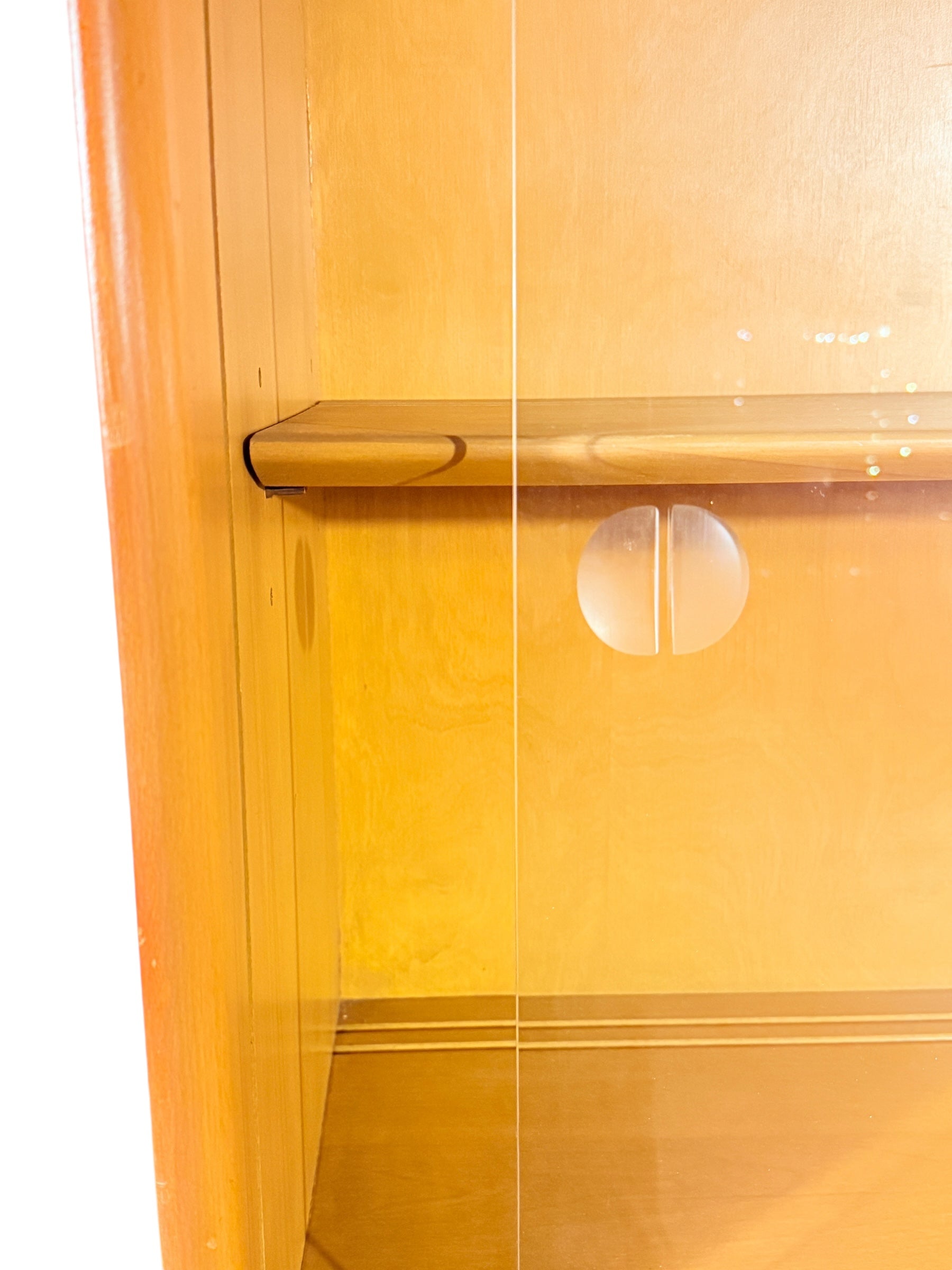 Heywood-Wakefield Maple Hutch Cadenza with Glass Display image 3
