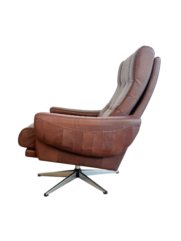 1960s Scandinavian Brown Leather Swivel Lounge Chair image 5