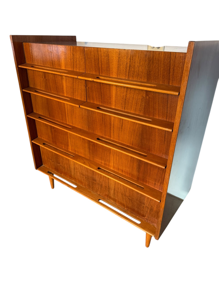 Mid Century Modern Dresser by Edmond J. Spence  image 3