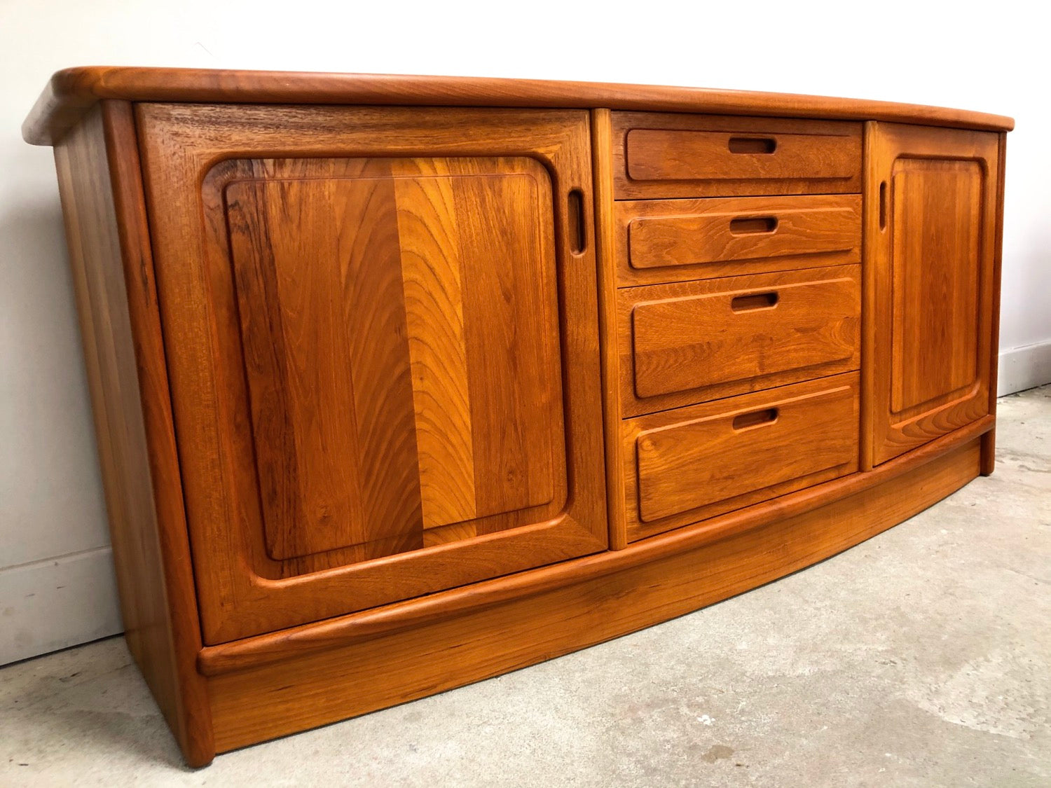 Mid-Century Modern Solid Teak Credenza Style of J.L. Moller image 6