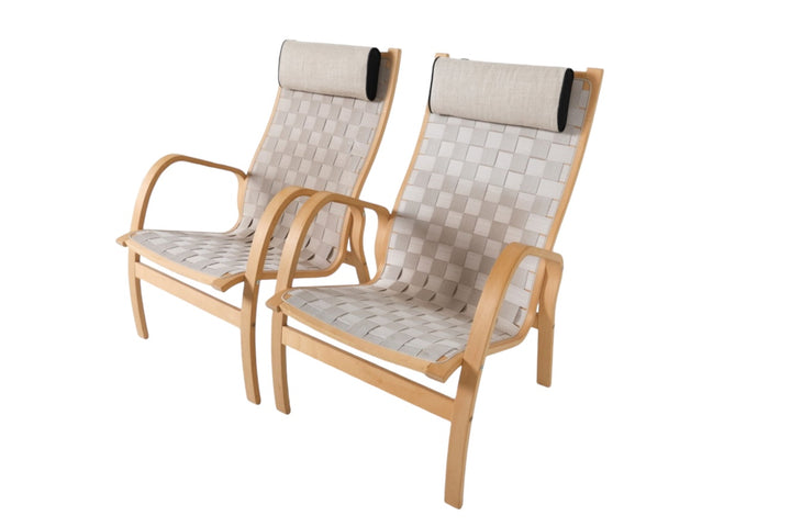 Pair of Modern Chairs in the Style of Finn Østergaard image 1