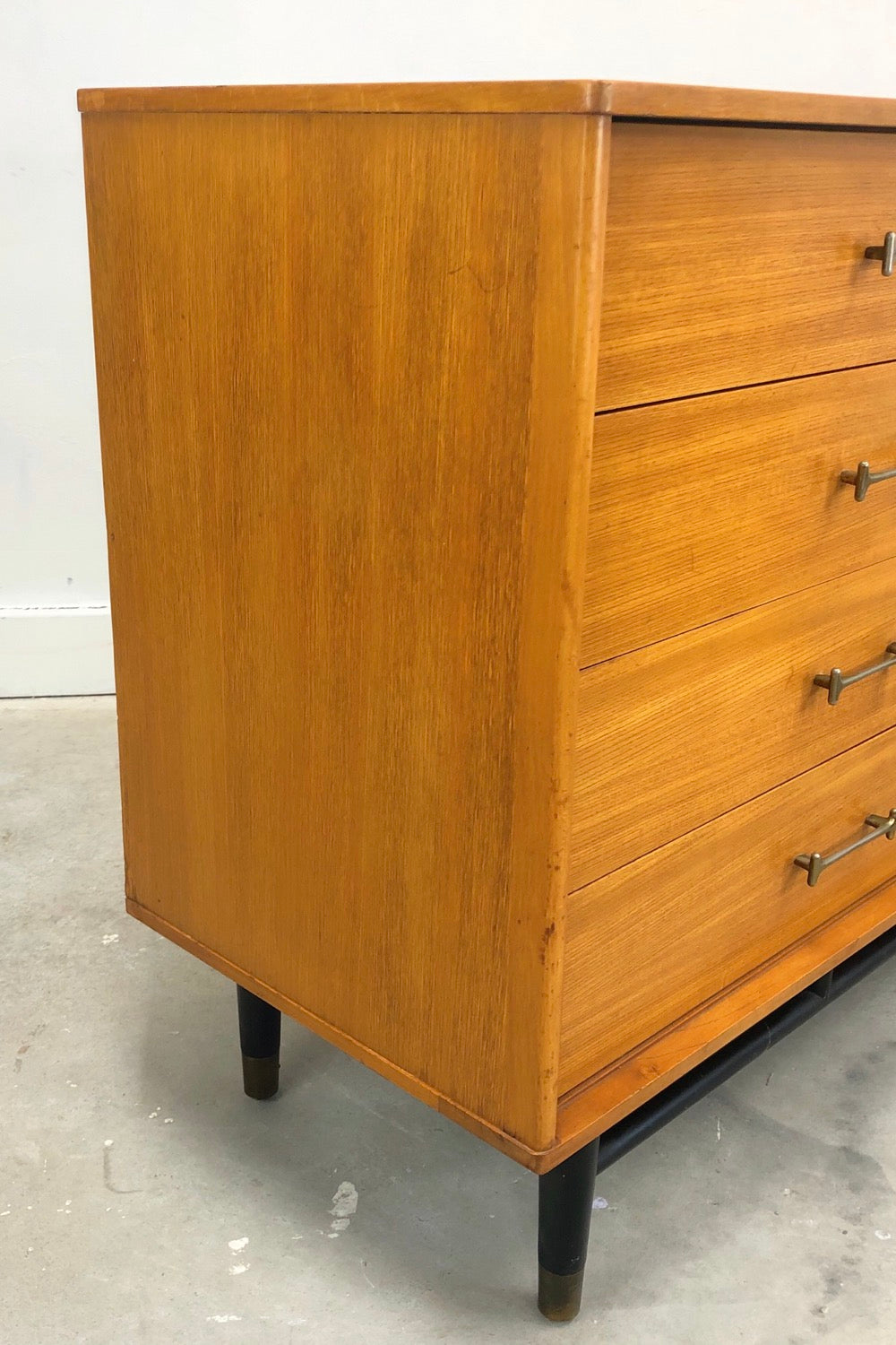 Mid-Century Modern Milo Baughman Dresser / Credenza by Drexel  image 9