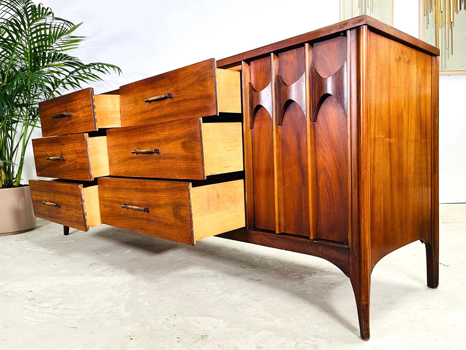 Mid-Century Modern Walnut  Credenza / Dresser By Kent Coffey image 3