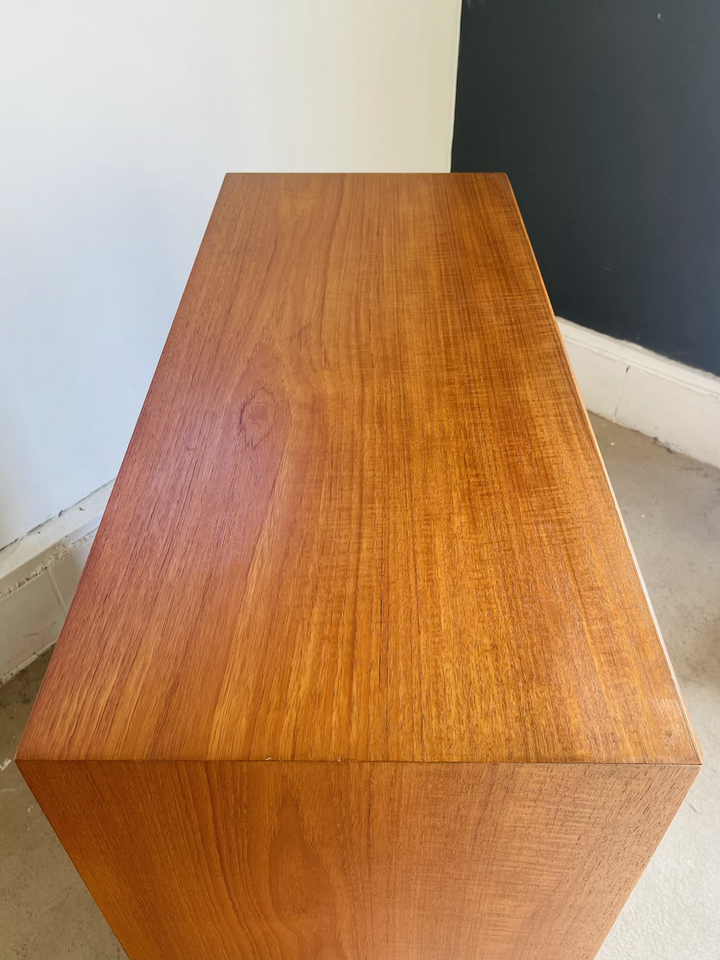 Mid-Century Modern Teak Gentlemen Chest image 3