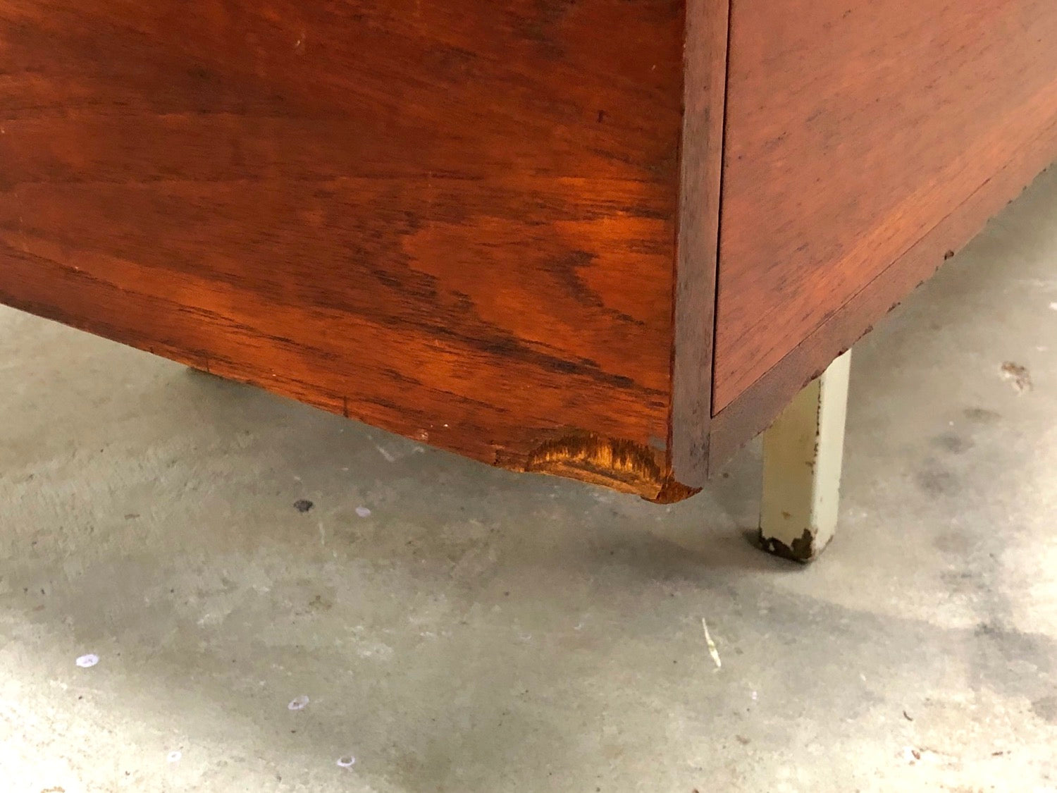Mid-Century Modern Walnut Dresser/Credenza In Style of Florence Knoll image 8