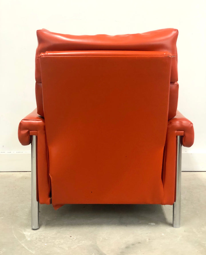 Mid-Century Modern Recliner Lounge Chair On Chrome Frame image 9