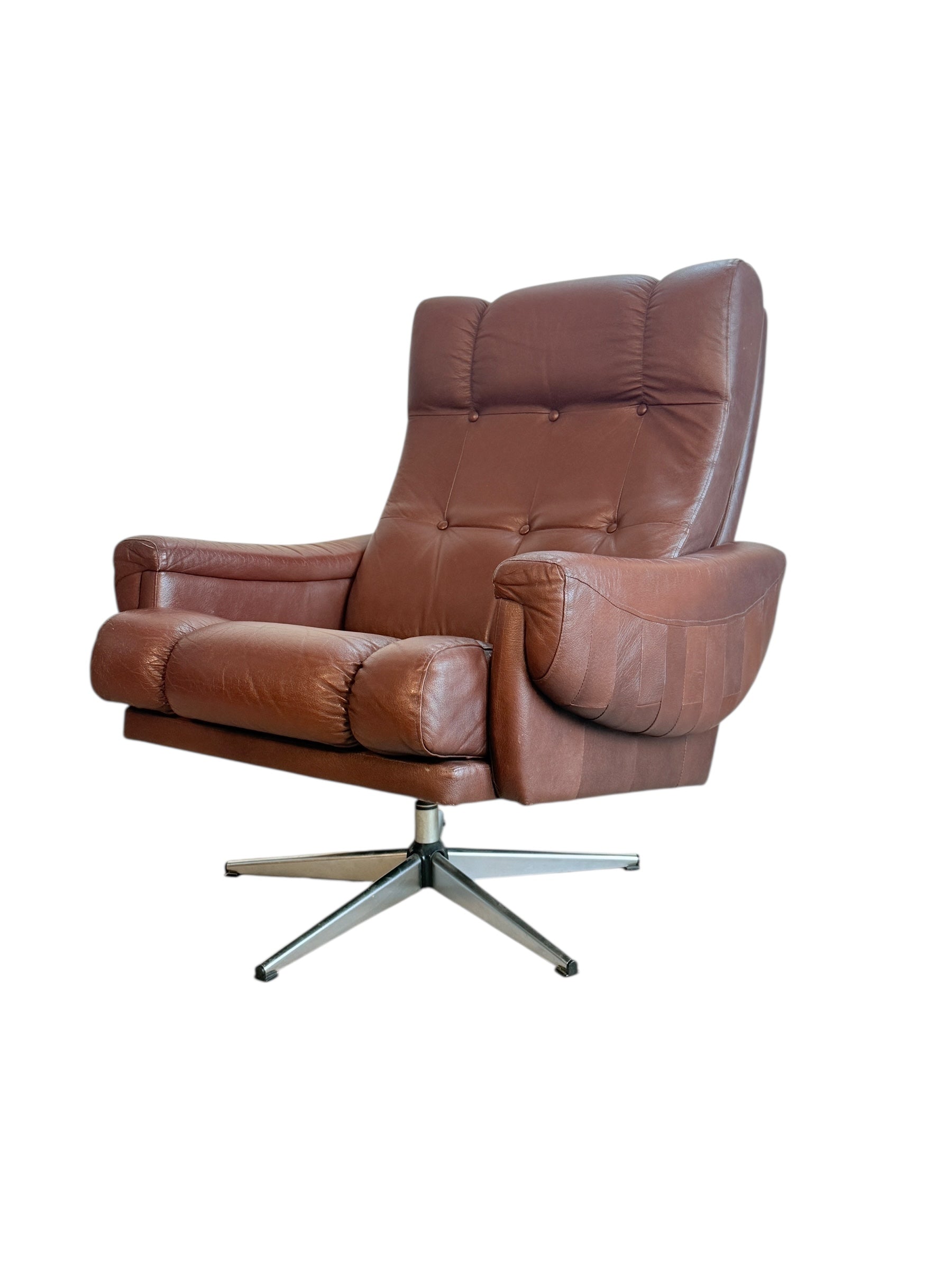 1960s Scandinavian Brown Leather Swivel Lounge Chair image 6
