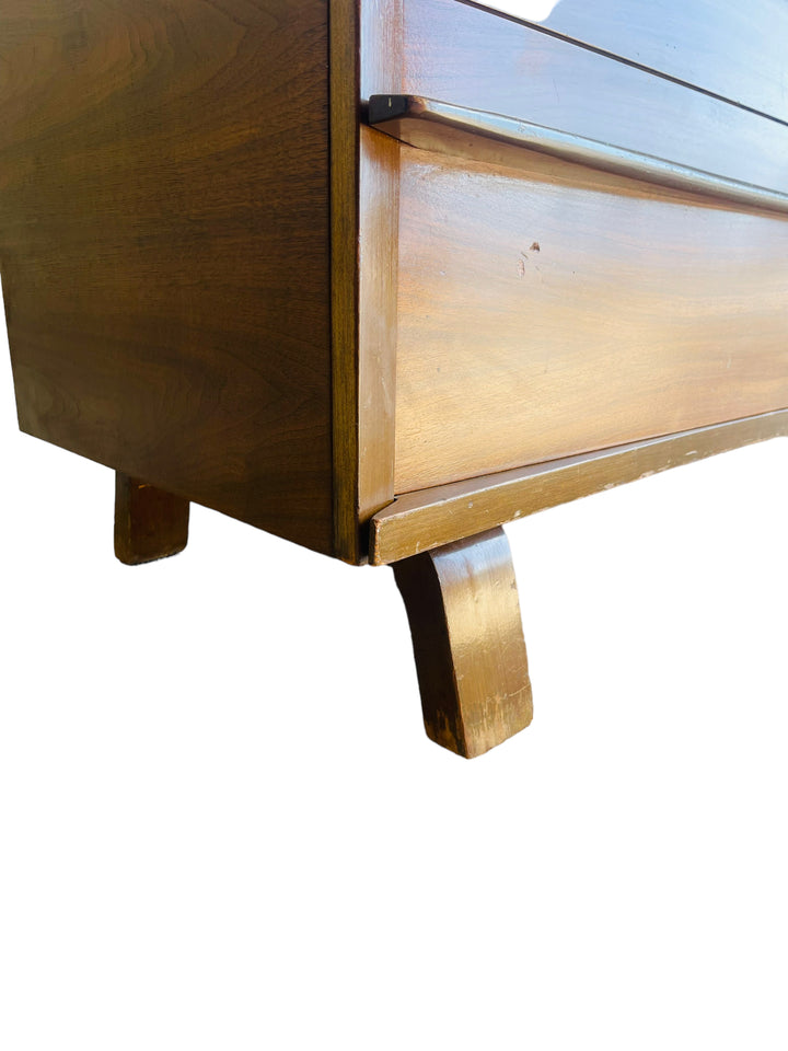 Mid Century Modern Bow Front Walnut Dresser / Credenza  image 12