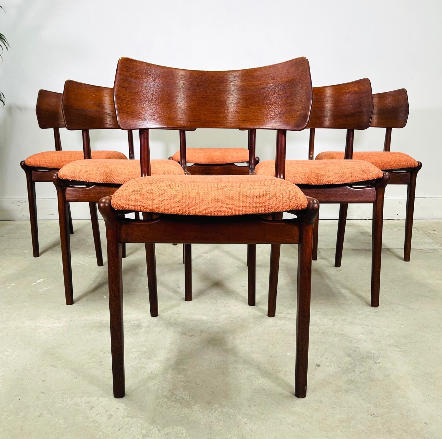 Set 6 Danish Mid-Century Modern Teak Dining Chairs  image 0