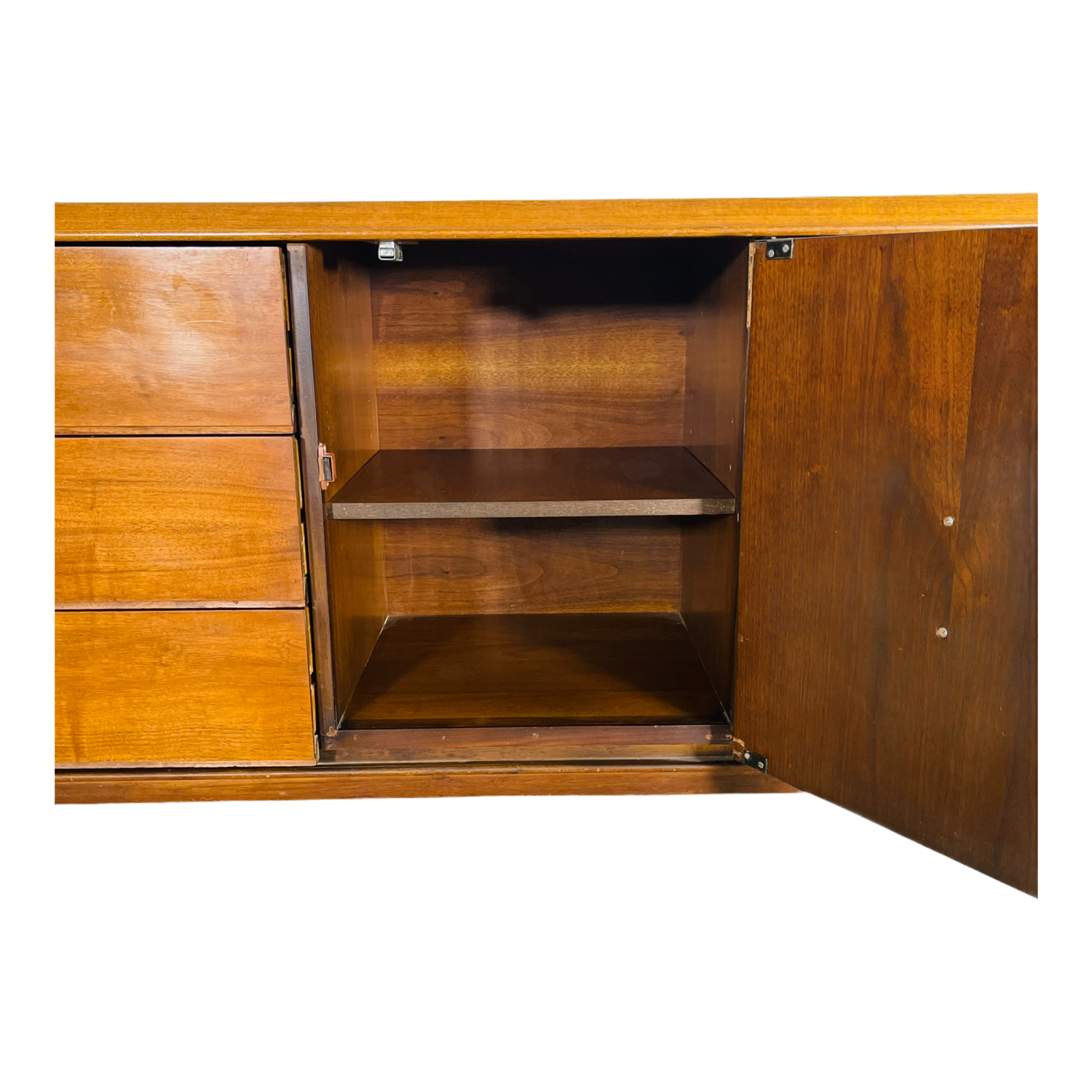Mid-Century Modern Sculptured Walnut Credenza  image 7