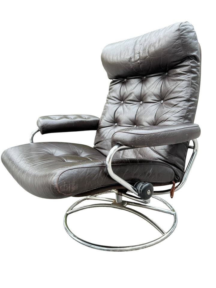 Vintage Ekornes Stressless Recliner & Ottoman – Mid Century Modern Chrome Base image 3
