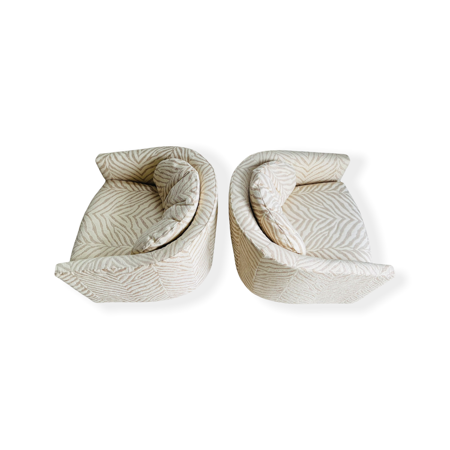 Pair Milo Baughman Swiveling Chairs image 4