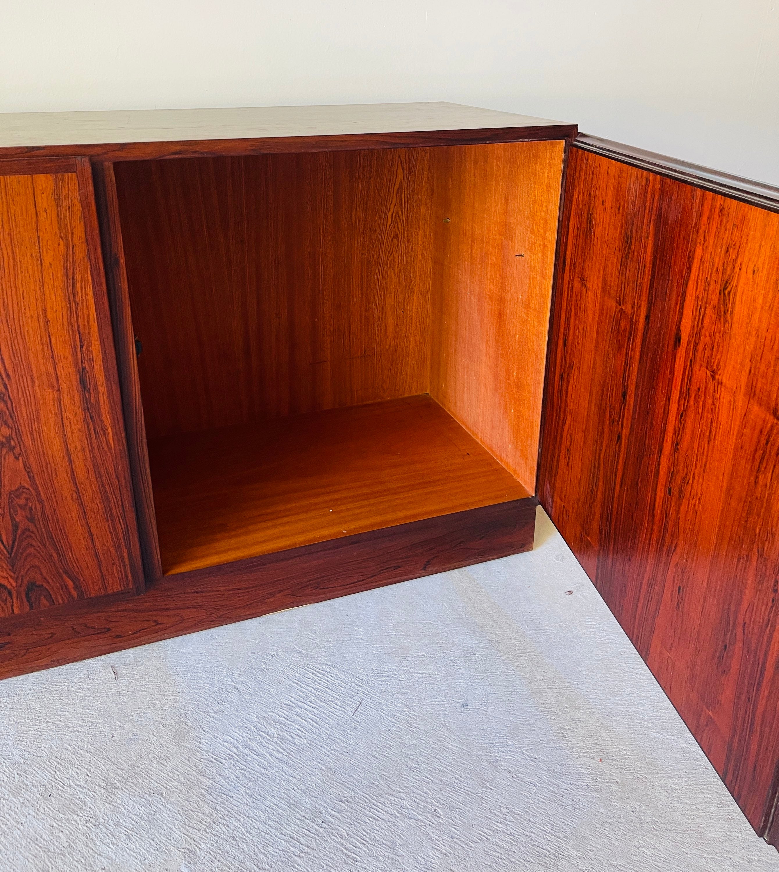 Mid Century Rosewood Cabinet image 6