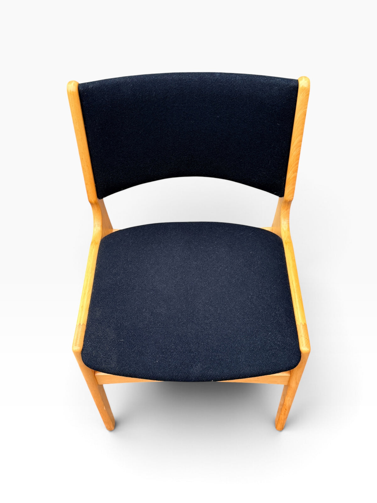 Black upholstered seat, top view