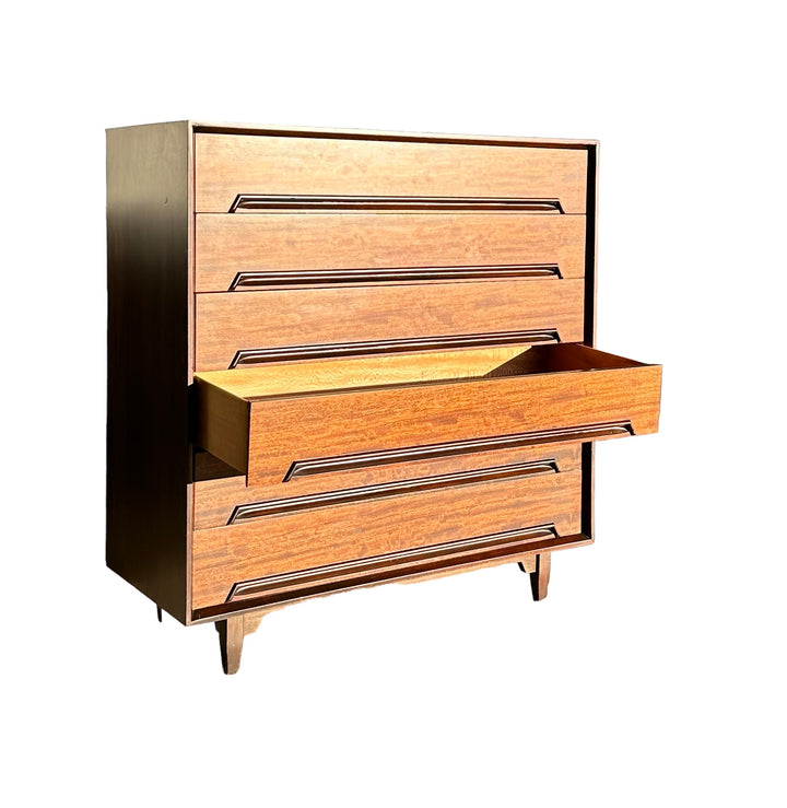Mid Century Modern Walnut Dresser by Drexel Furniture  image 5