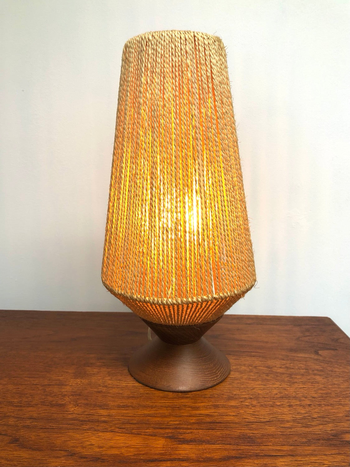 Mid Century Modern Table Lamp  image 4
