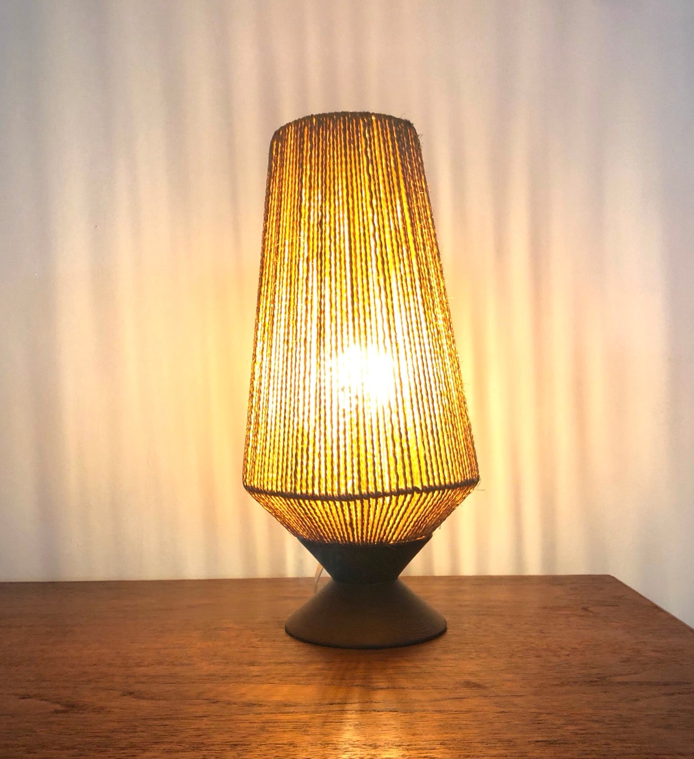 Mid Century Modern Table Lamp  image 0