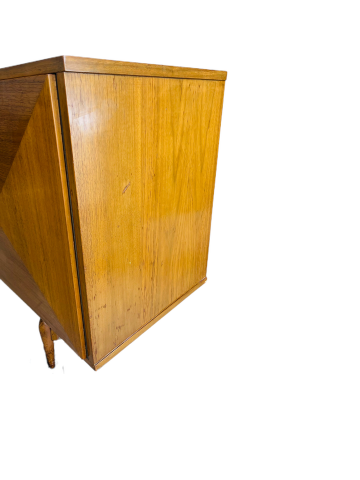 Mid-Century Modern Sculpture Dimond Credenza With Tambour Door image 8