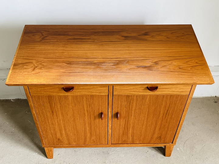 Mid Century Modern Teak Cabinet  image 4
