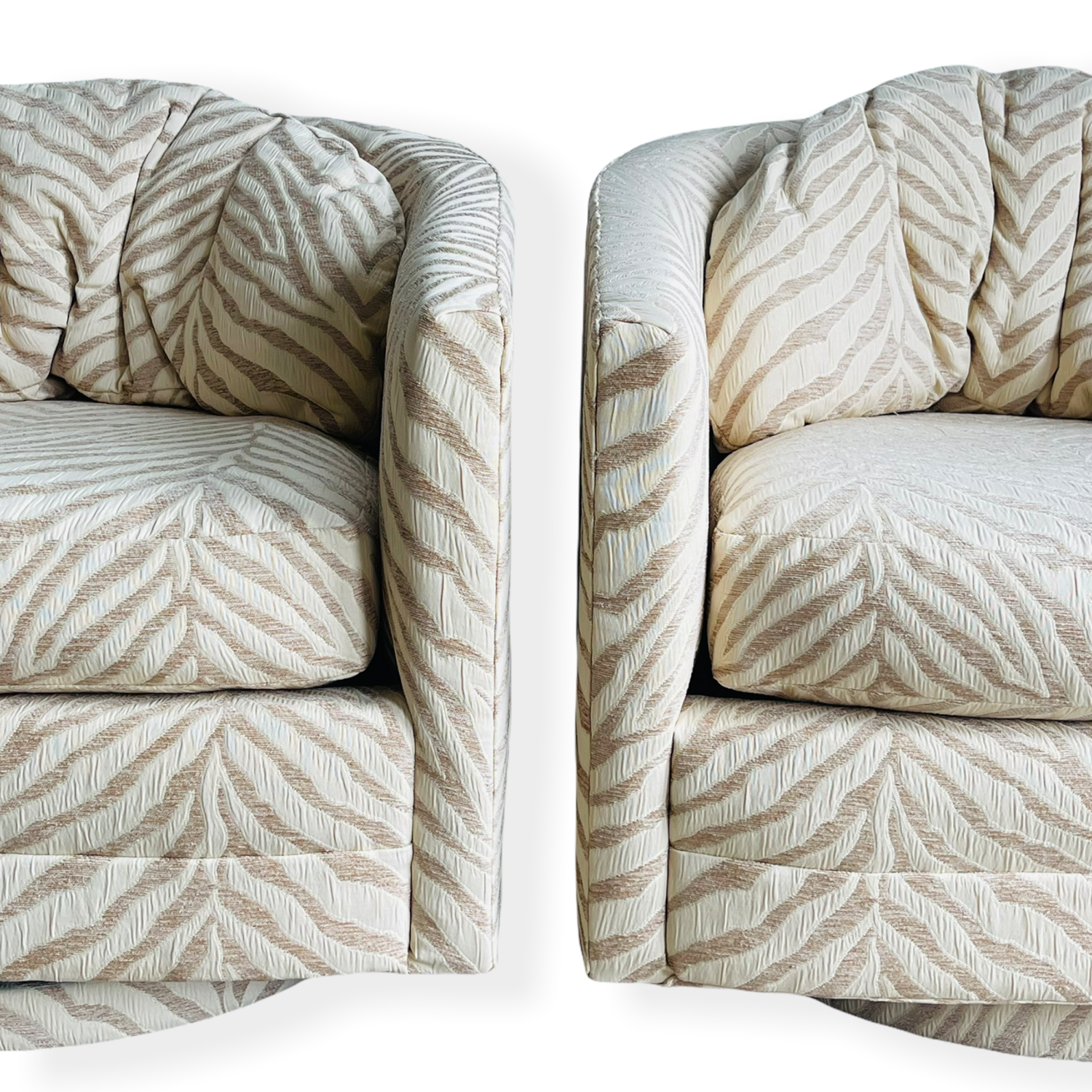Pair Milo Baughman Swiveling Chairs image 6