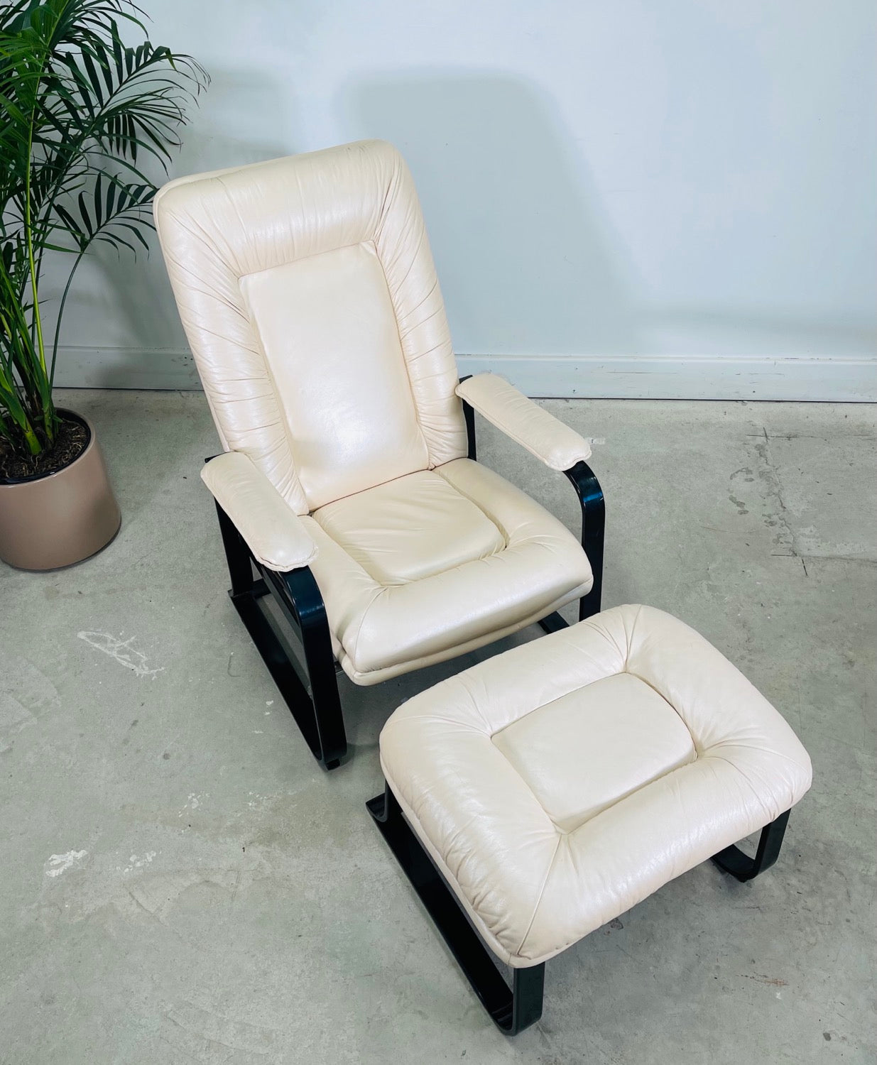 Vintage Leather Recliner & Ottoman  image 9