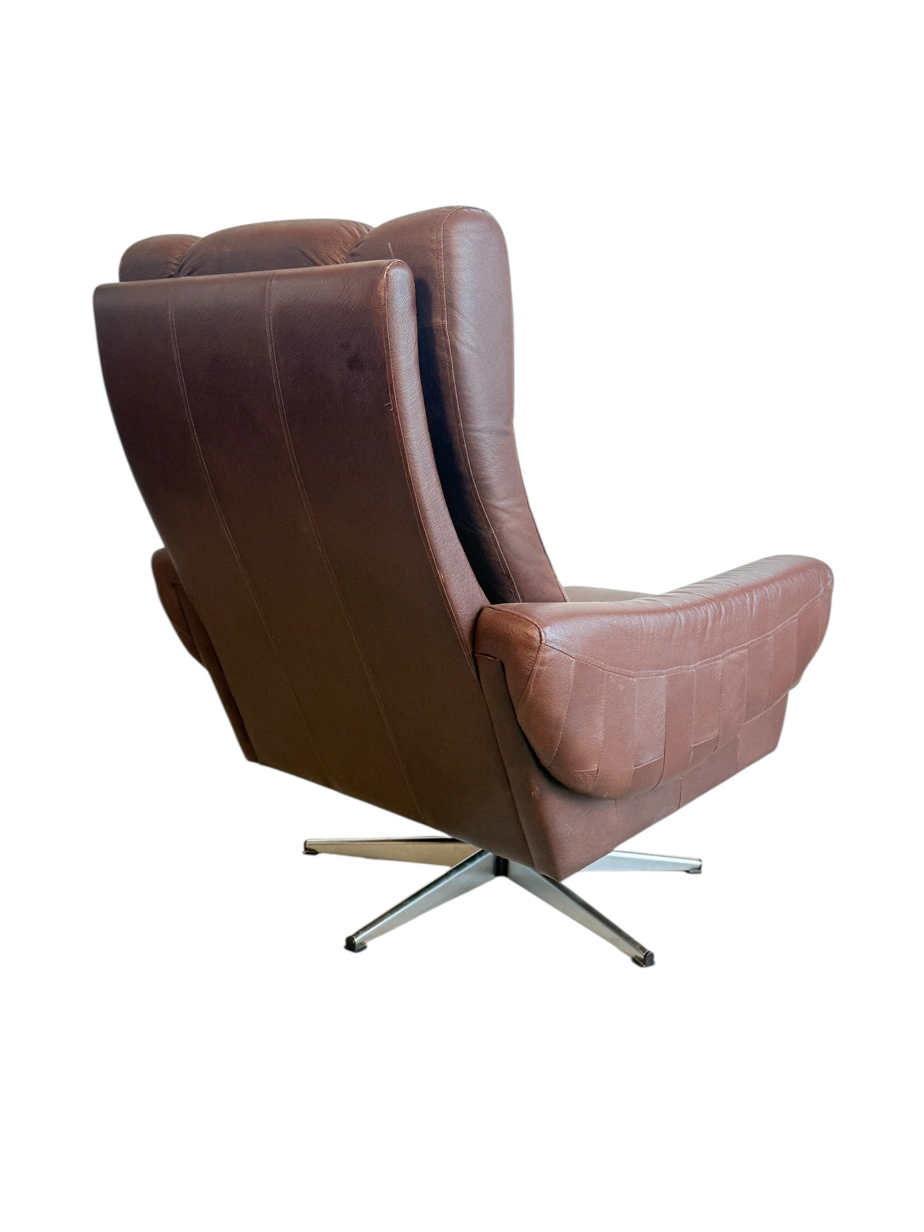 1960s Scandinavian Brown Leather Swivel Lounge Chair image 2
