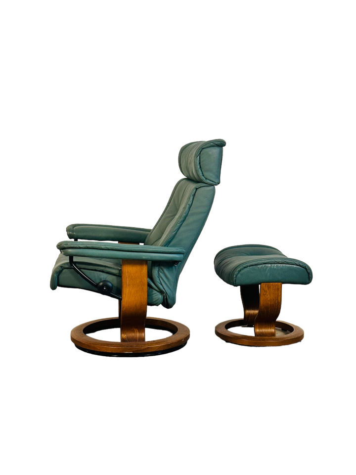 Rare Green Ekornes Stressless Lounge Chair & Ottoman image 3