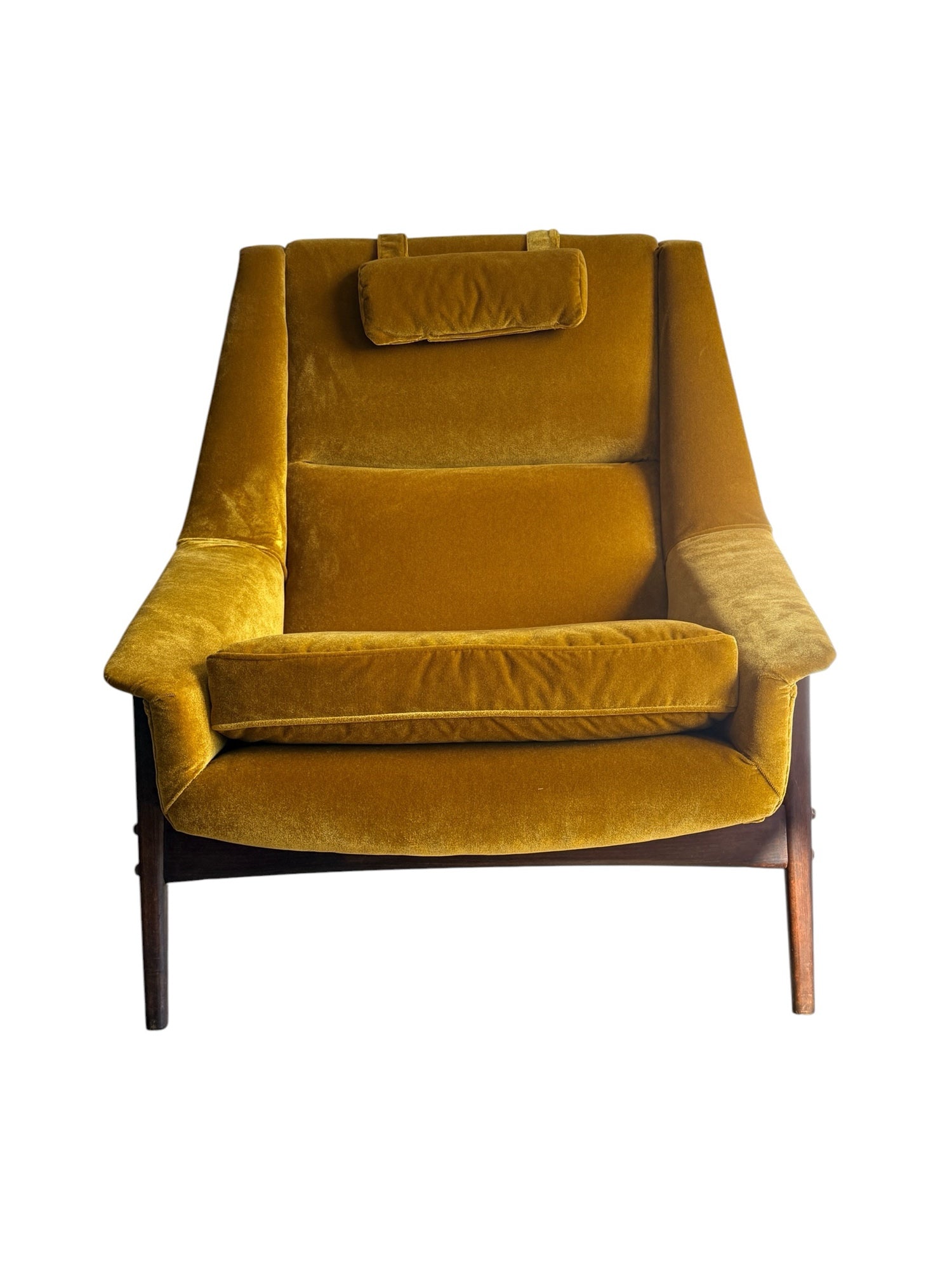 Folke Ohlsson for Dux Lounge Chair - Front View